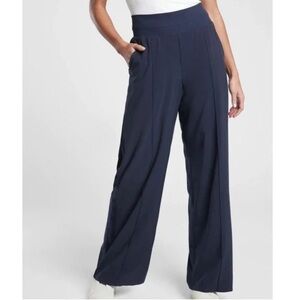 Athleta Nolita Wide Leg Long Pant Navy Athletic Work Travel Hiking Size 16 Tall